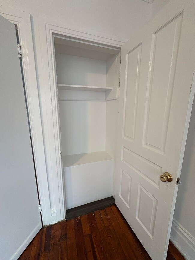 Photo - Spacious 2 Bedroom, 2nd Floor Apartment Near York College-York City SD