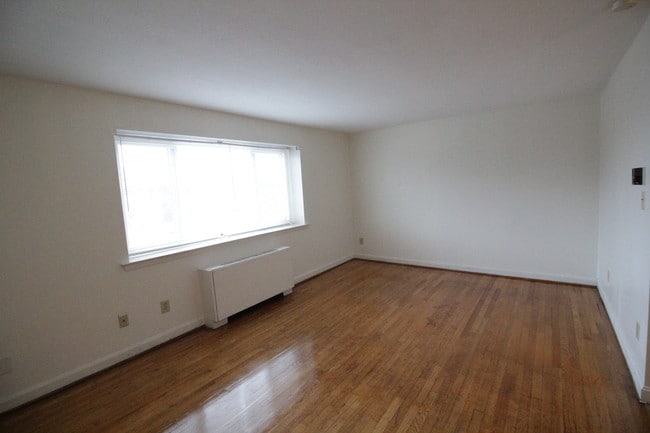 Tolland Street Apartments