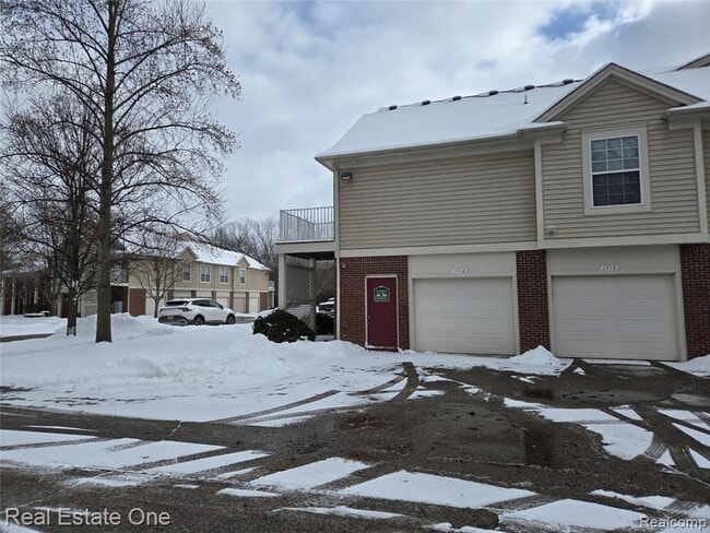 Photo - 1716 Deepwood Cir Unit 43