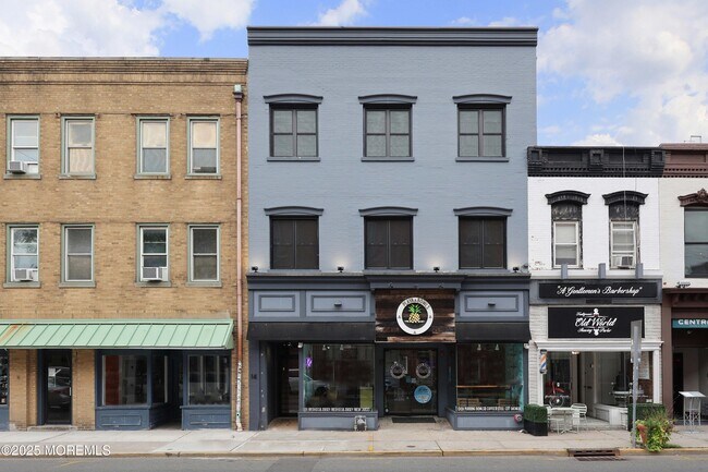 Photo - 14 W Front St Unit 2R