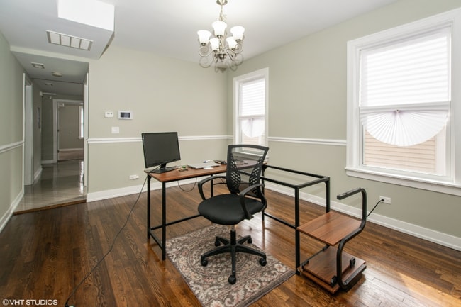 Photo - 7831 S Loomis Blvd Unit 2