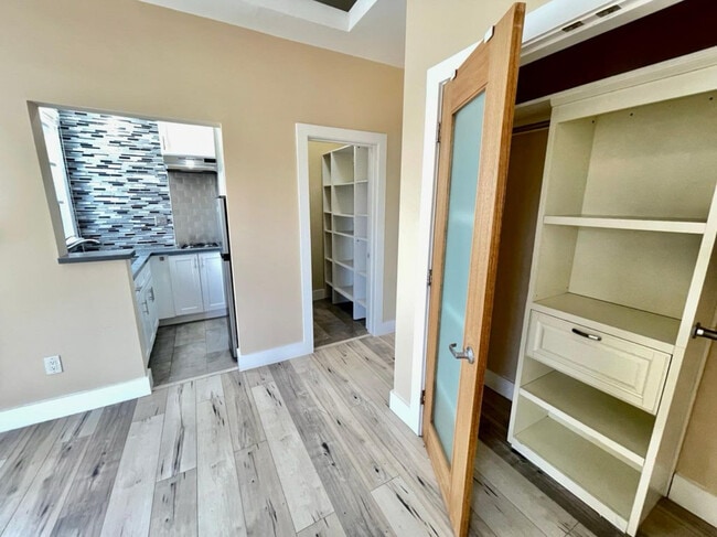 Photo - Morrison Apartments