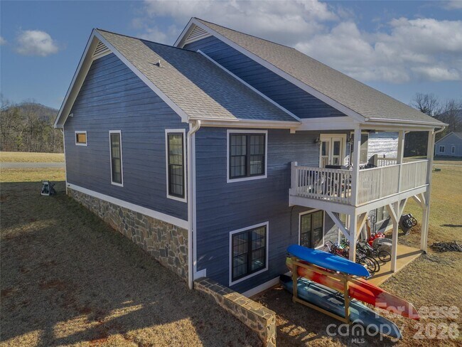 Photo - 118 Grace Estates Dr