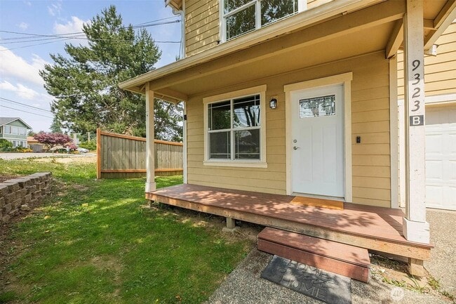 Photo - 9323 4th Ave W