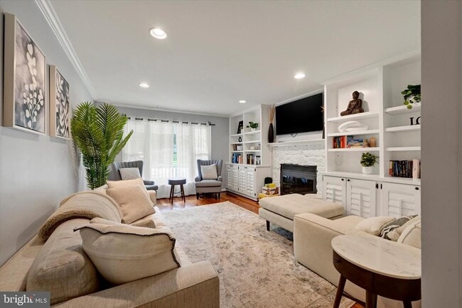 Photo - 34 Dulaney Hills Ct