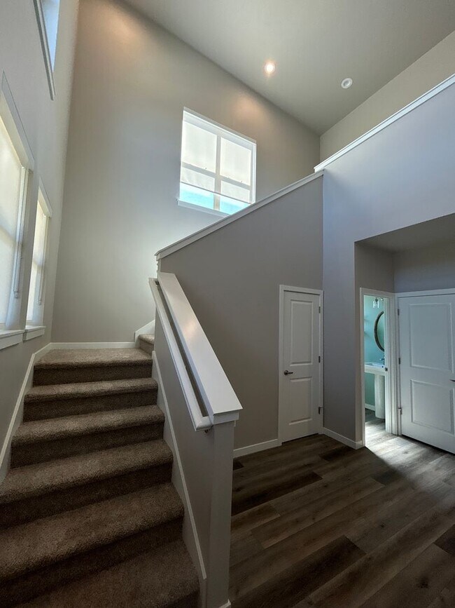 Photo - 2 Bedroom Townhouse in SW Redmond