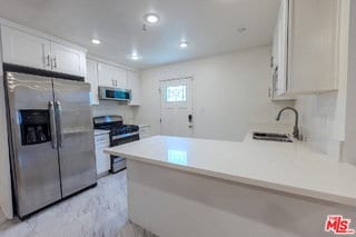 837 Sunset Ave