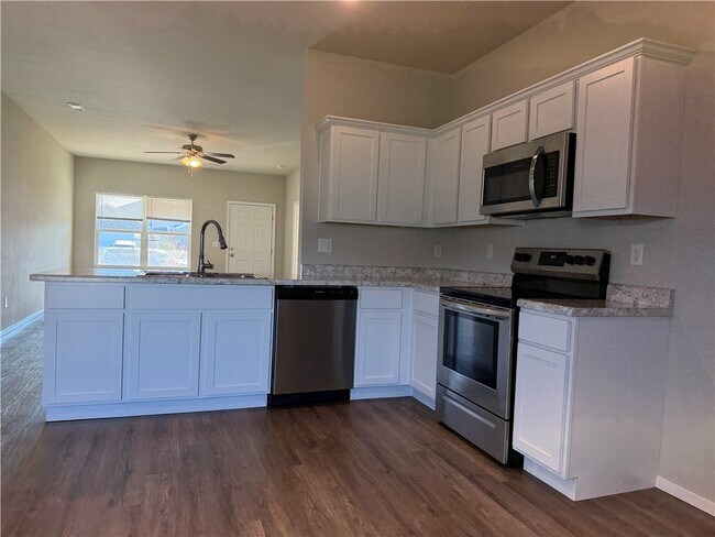 Photo - 6701 SW Chalkstone Rd