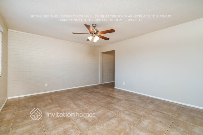 Photo - 1742 W 6th Dr