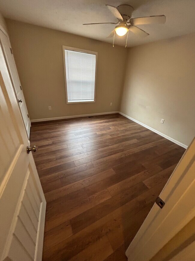 Photo - 164 Barber Rd