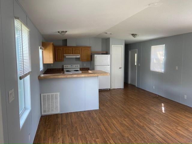 Photo - Great $299 move in Special!!