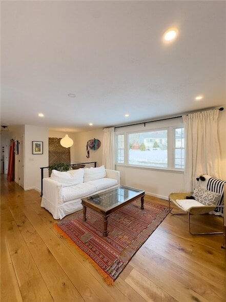 Photo - 14 Pocahontas Dr