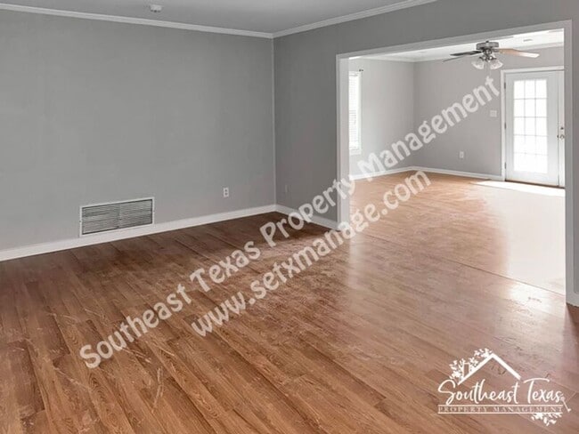 Photo - 1475 Rikisha Ln