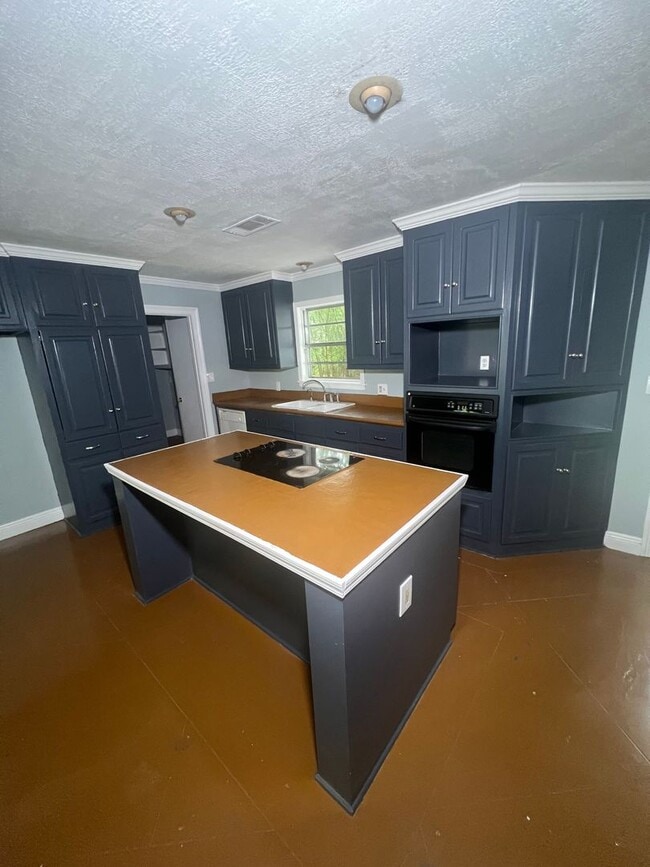 Photo - Beautiful 4/3 Home in North East Jackson