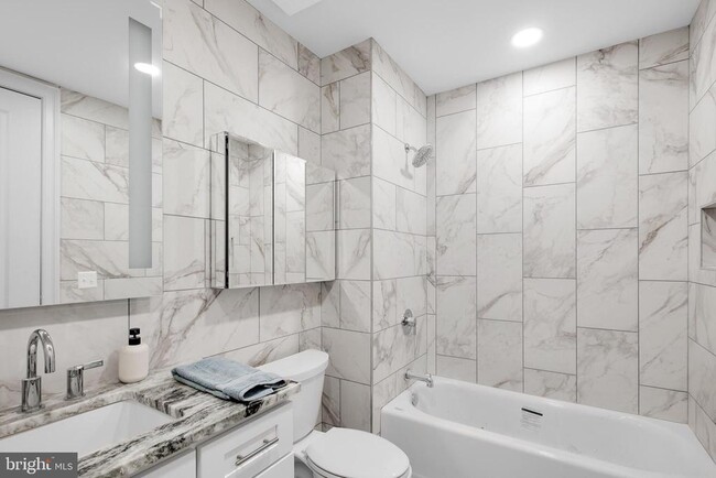 Photo - 1601 Cherry St Apartment Unit 312