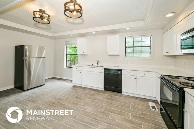 Photo - 8612 Royal Oaks Dr