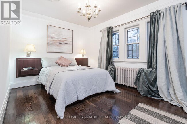 Photo - 408 Rosemary Rd