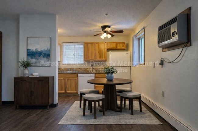 Photo - 320 6th St S Unit 4