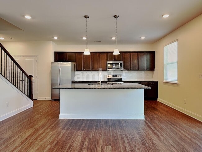 Photo - 3224 Oakfields Rd