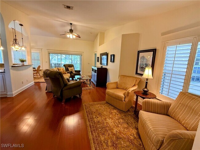 Building Photo - 24821 Lakemont Cove Ln Unit 201