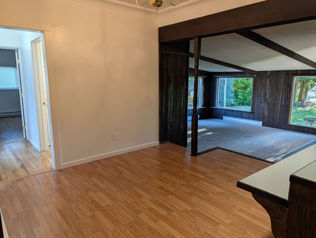 Photo - 25029 Minkler Rd