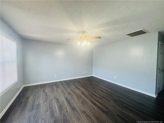 233 Bahia Ln