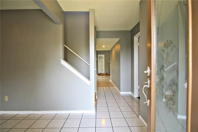 Photo - 6601 Colina Ln