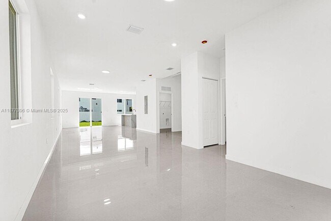 Photo - 22485 SW 125th Ave