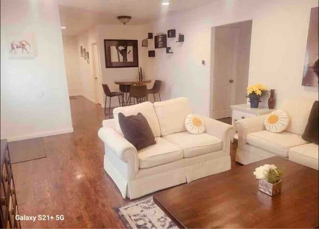 Photo - 15 Aravaca Dr