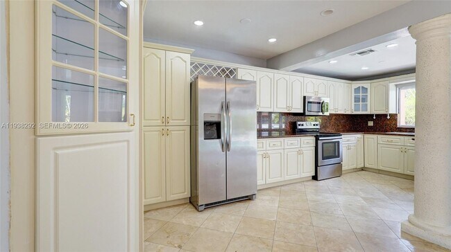 Photo - 1299 W 77th St