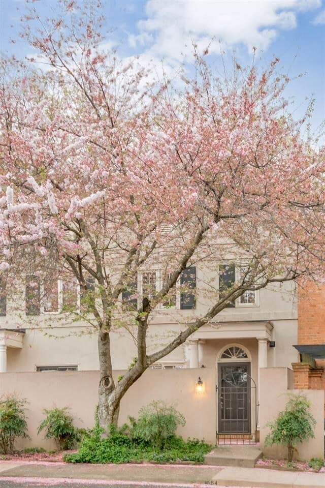 Photo - 2 Bedroom Condo at Garden Court!