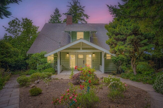 Seahurst Home - Seahurst Home