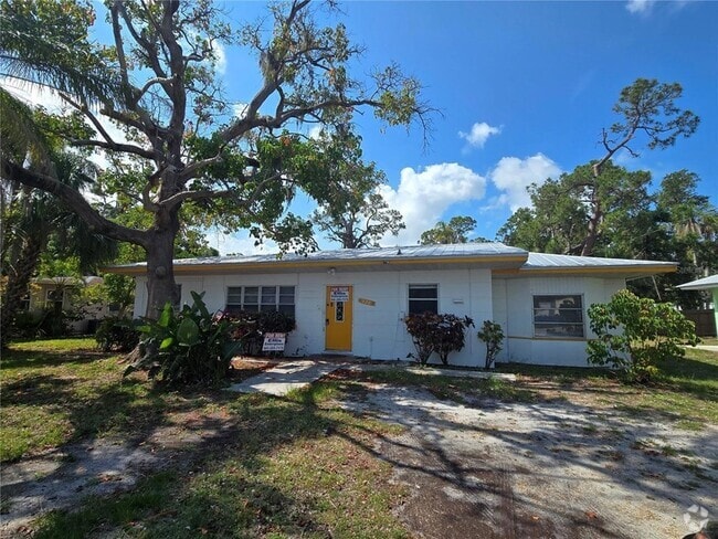 Building Photo - 926 46th St Rental