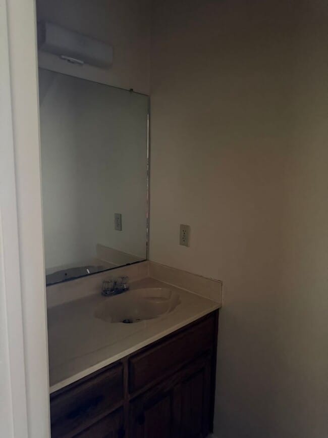 Photo - Conveniently Located 2 Bedroom Unit