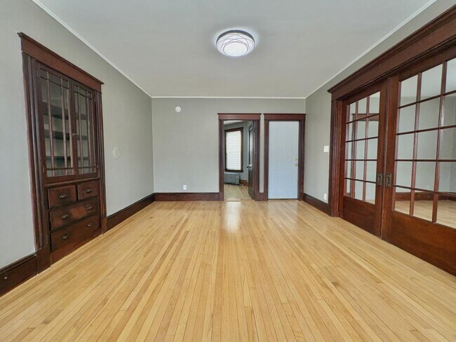 Photo - 203-205 Pine St Apt 5