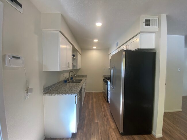 Photo - 11213 Chico Rd NE