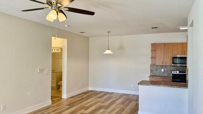 Photo - 3545 Forest Hill Blvd Unit 5