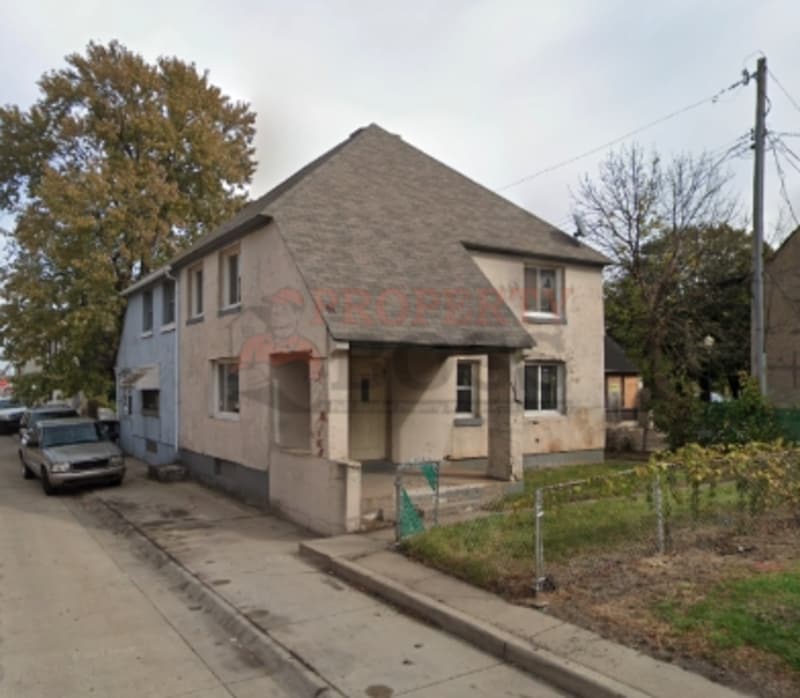 Photo - 505 School St