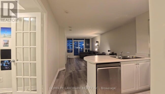 Photo - 2 Rean Dr Unit 710