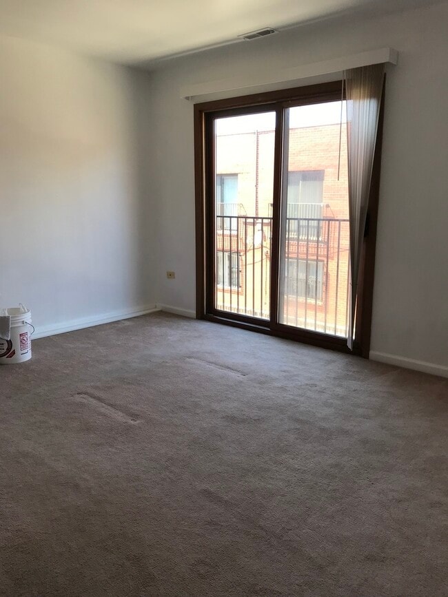 2305 S Stewart Ave Unit F