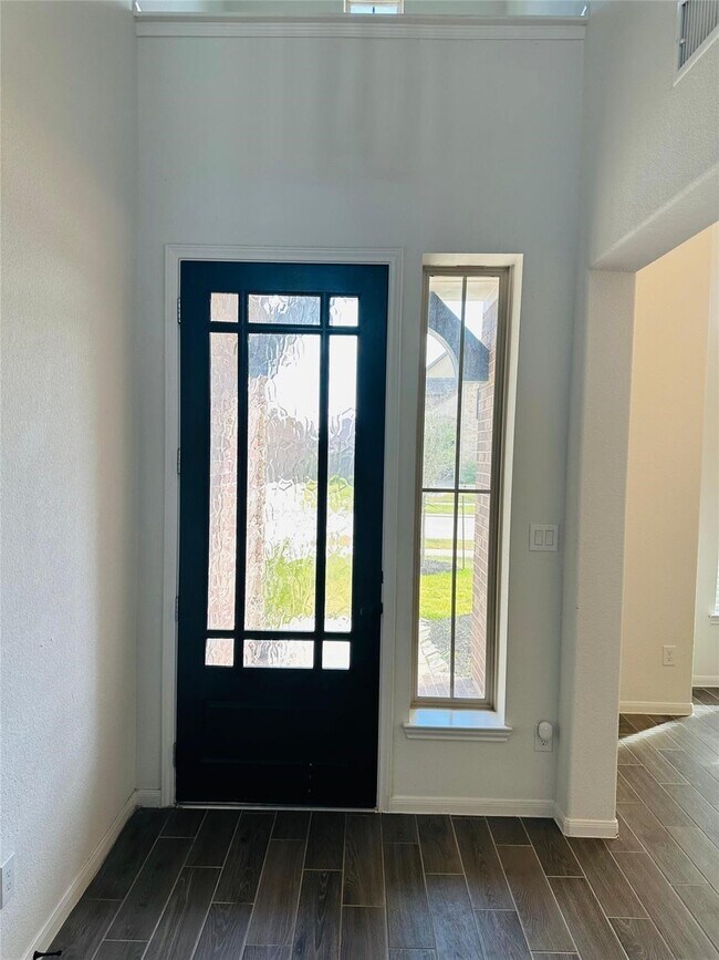 Photo - 2419 Humble Wy