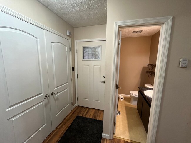 Photo - Two bedroom in Edwardsville