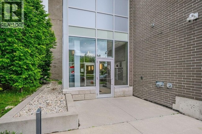 Photo - 62 Balsam St Unit B206