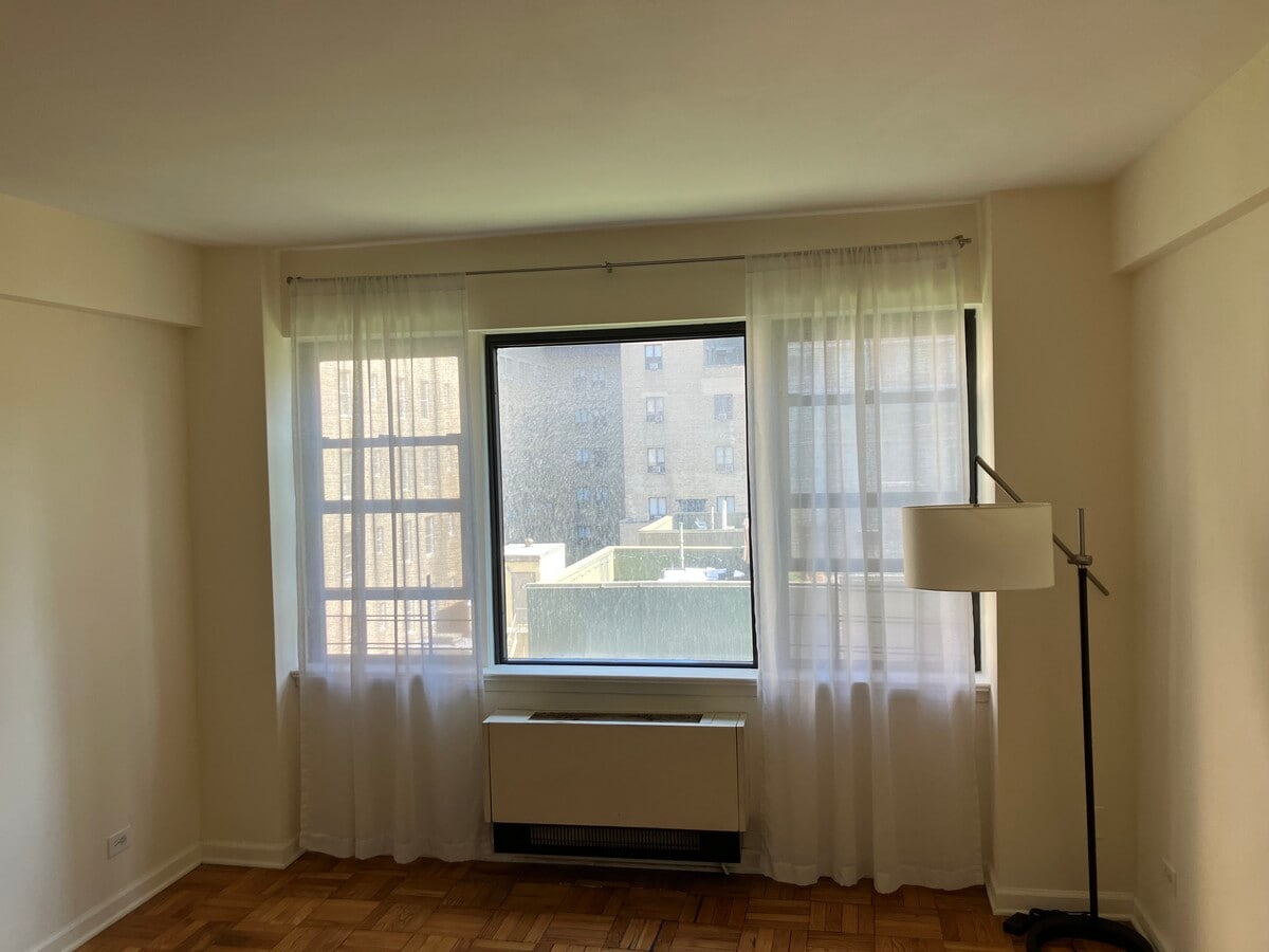 Photo - 240 E 46th St Unidad 9G