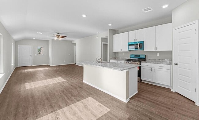 Photo - 25477 Blossom Ct