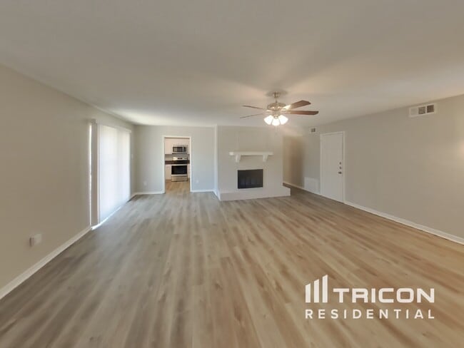 Photo - 1210 Green Hill Dr