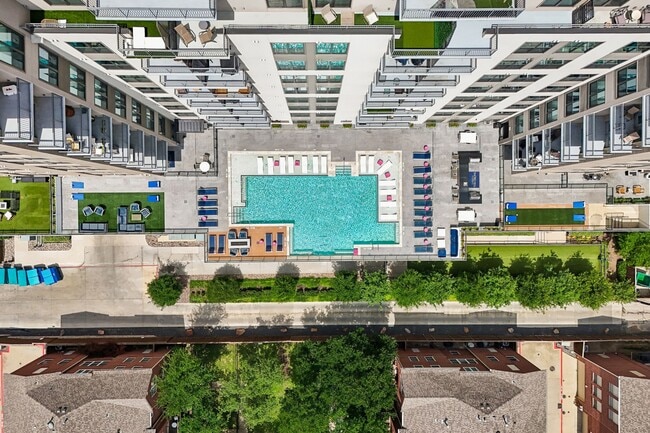 Terraza de la piscina