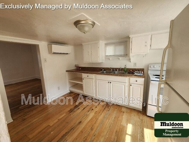 Photo - 2417 E Evans Ave