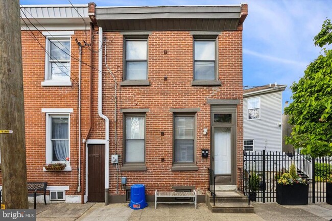 Photo - 2418 E Norris St House