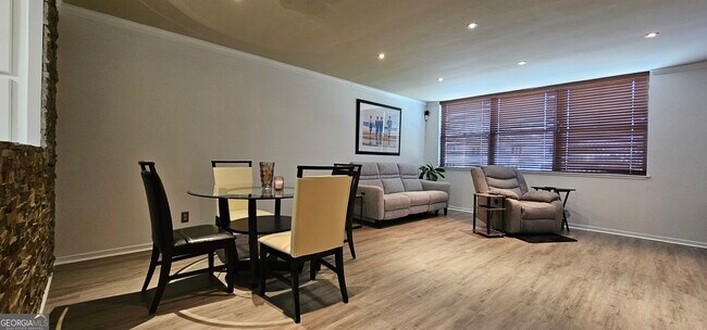 Photo - 2965 Pharr Ct S Northwest Unidad 316